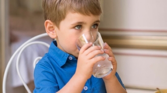 cute-little-boy-drinking
